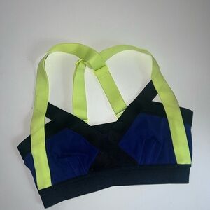 Aritzia Comminity Raza Bra